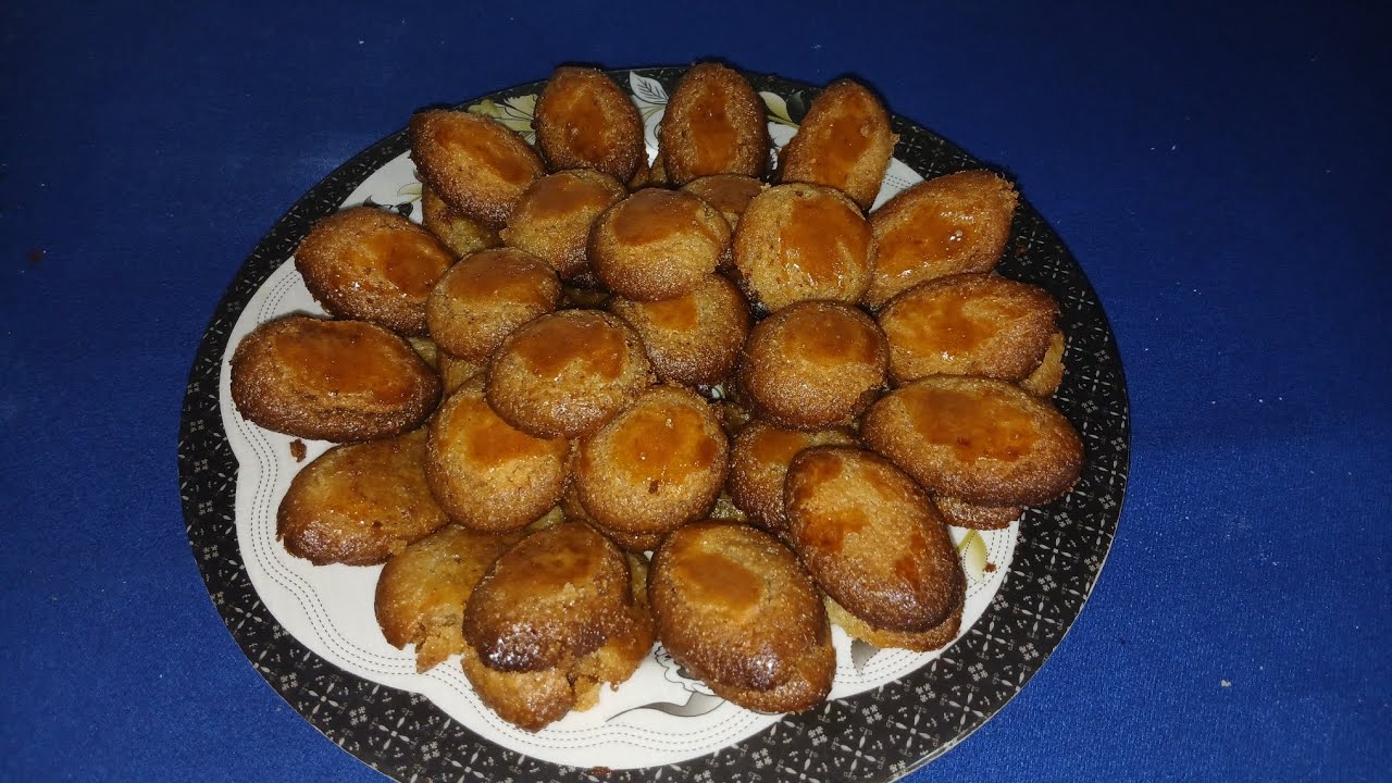 رموش الست او عيون الشهد مرملة وبدوب دوبان 💯👌