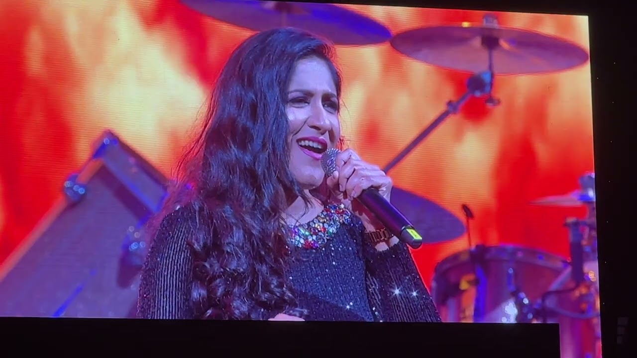 AR Rahman Live in Concert Abu Dhabi - Phataka Gudi - Highway