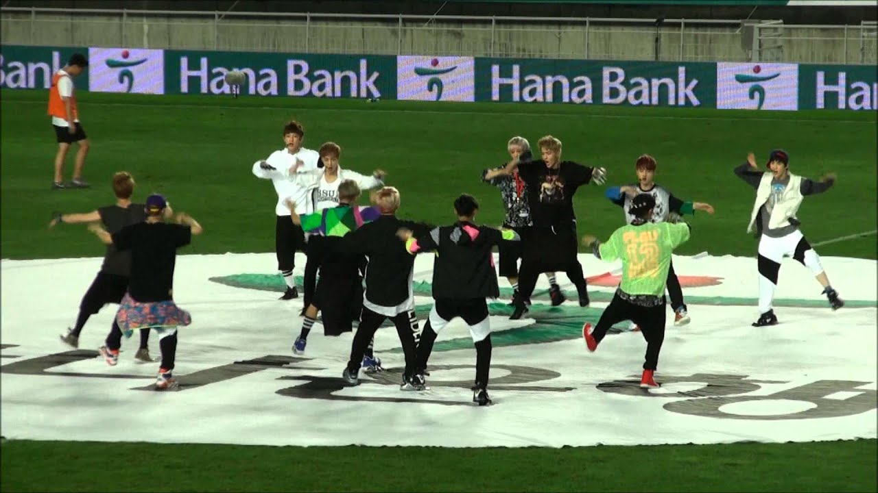 [HD]130814 EXO 엑소 으르렁(Growl) @Suwon Worldcup Stadium