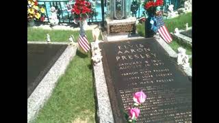 Grave of Elvis Presley at Graceland