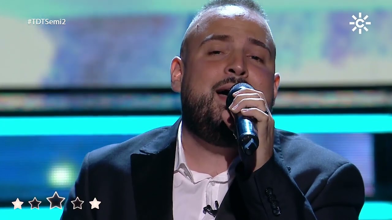 Andrés Pino versiona Caruso, de Lucio Dallas, en la 2ª Semifinal de Tierra de Talento (6ª Edición)