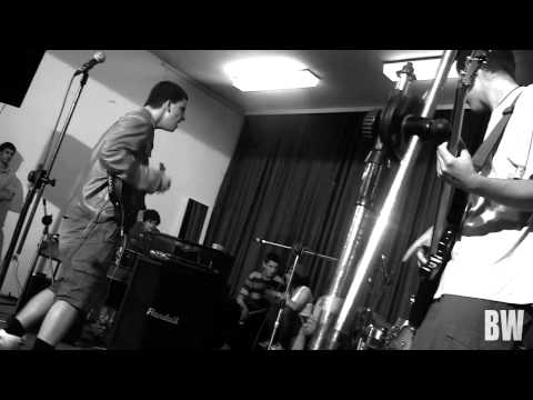 Funk Shui - Feel Me (live) (HD)