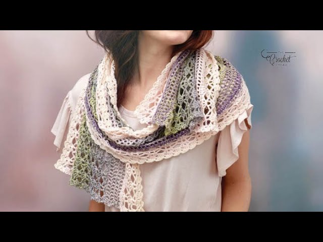 Left Hand: Crochet Delicated Shells Shawl Pattern