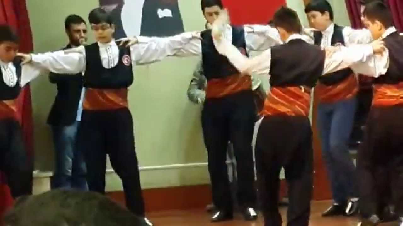 EKİNGÖLÜ KÖYÜ FOLKLÖR EKİBİ HALAY...KAMERA FATİH ESEN...