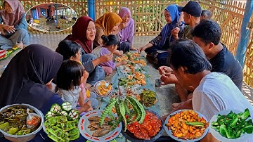 BOTRAM NASI LIWET RAME RAME,BARENG KELUARGA,LALAPAN SUPER MELIMPH,PETE,SAMBEL,TERASI,PEDA,JENGKOL