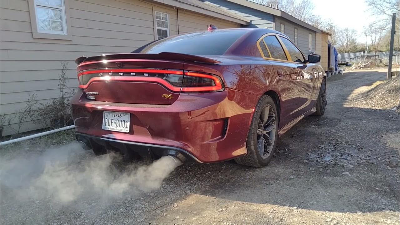2021 dodge charger rt mid muffler delete cold start YouTube