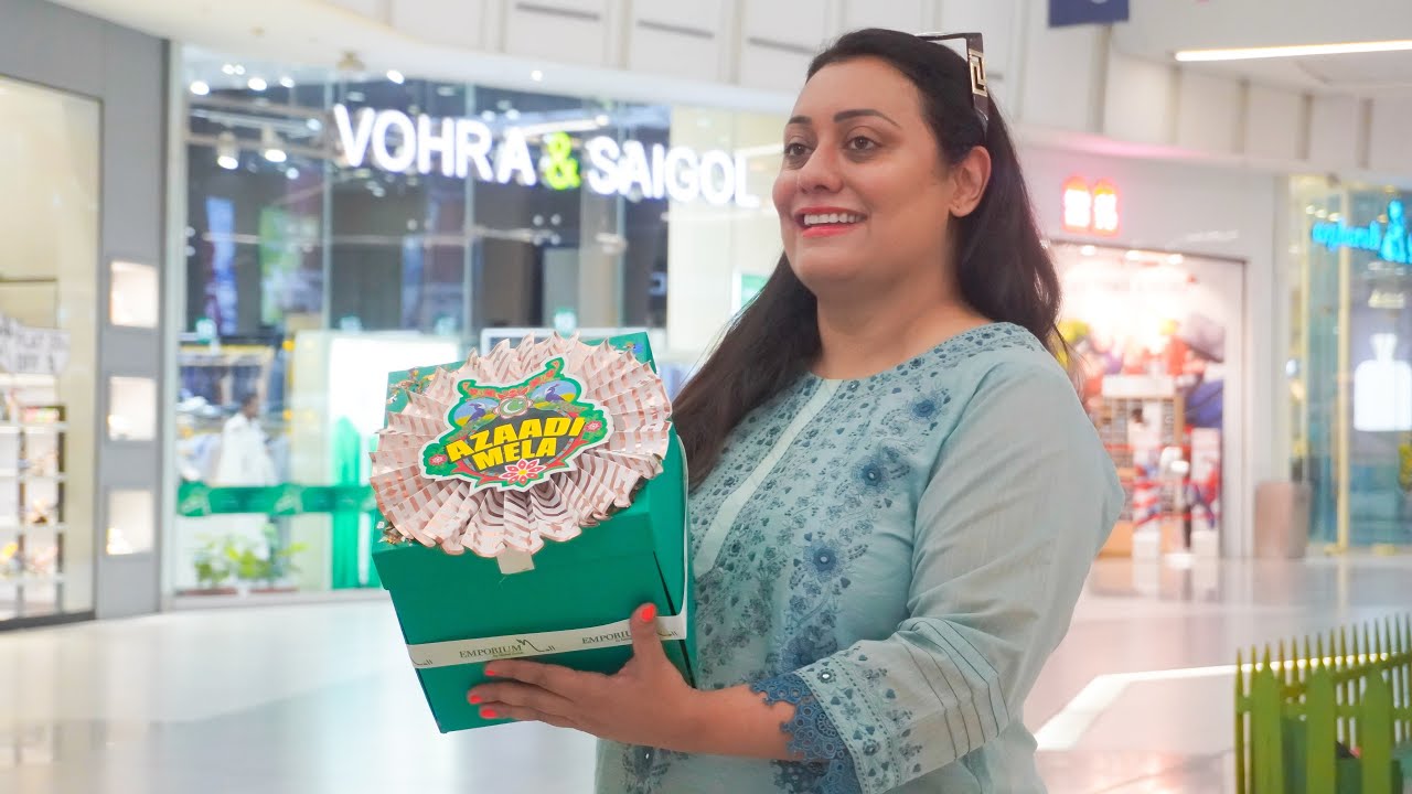 Ayesha Nasir at Azaadi Mela, Emporium Mall, Lahore | The Original ScaryAmmi