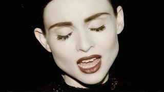 Video thumbnail of "Sophie Ellis-Bextor - Love Is A Camera (Official video)"