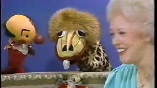 &quot;Tis the Season to be Ollie&quot;: a 1979 WMAQ-TV Kukla, Fran and Ollie Christmas Special
