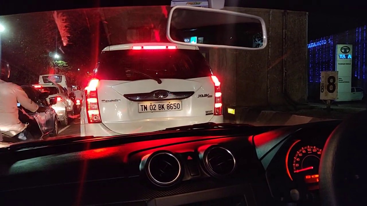 How To Drive A Car In Night Time Traffic TAMIL Car Driving Lesson City Car Trainers
