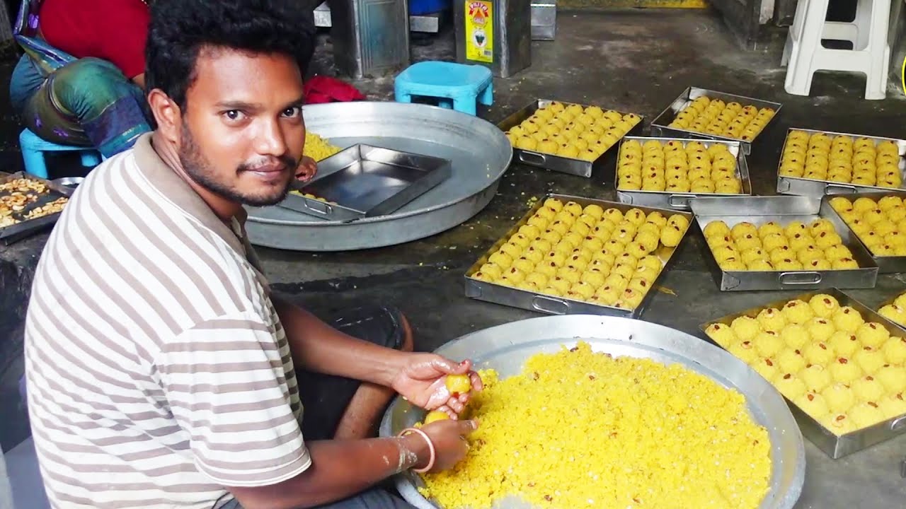 MOTICHOOR LADDU MAKING | Motichur Laddu Reipe | Indian Sweets Making | Boondi Laddu | How to Make | Street Food Zone