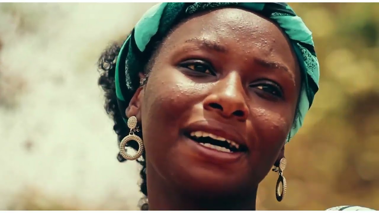 JOYCE NATASHA MUGU a.k.a ANNAB BAJJU 1 - TITLED: BABU KAMANIN YESU (MY OFFICIAL GOSPEL MUSIC VIDEO)