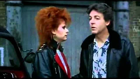 Tracey kisses Paul