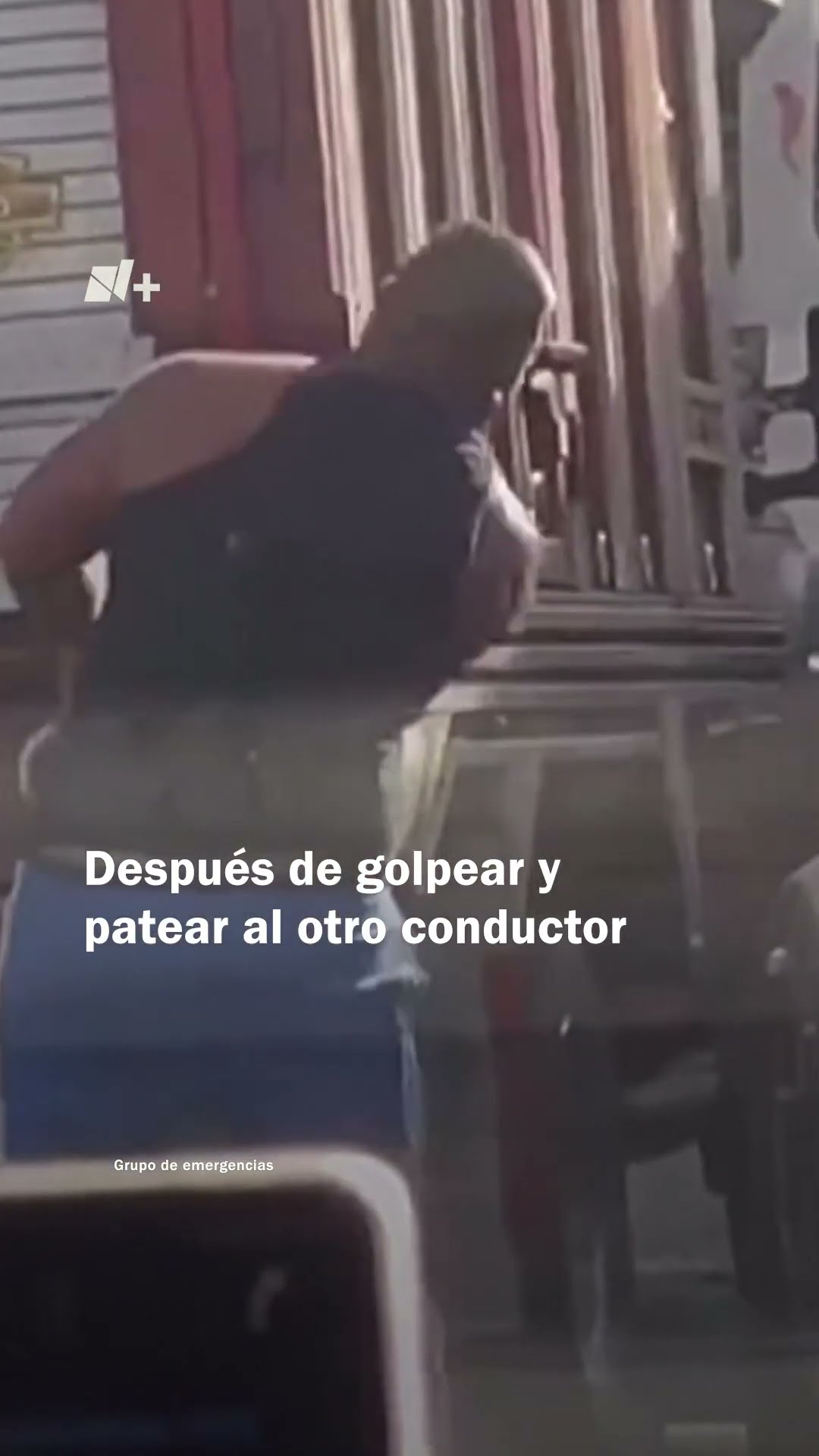 Captan a conductor de camioneta de carga golpeando a automovilista en Periférico - N+ #Shorts