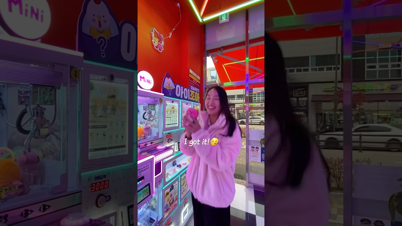 🇰🇷K-girl Challenge Korea's claw machine game✨What's the result?😳