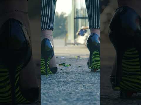 oh SNAP #stilettos #patreon #4k