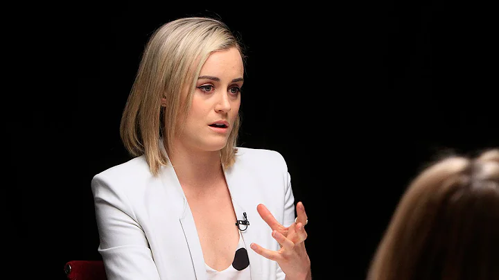 Taylor Schilling, Wendi McLendon-Covey on playing ...