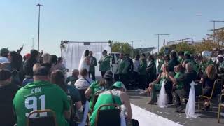 Eagles fans get MARRIED at TAILGATE ceremony before Browns game