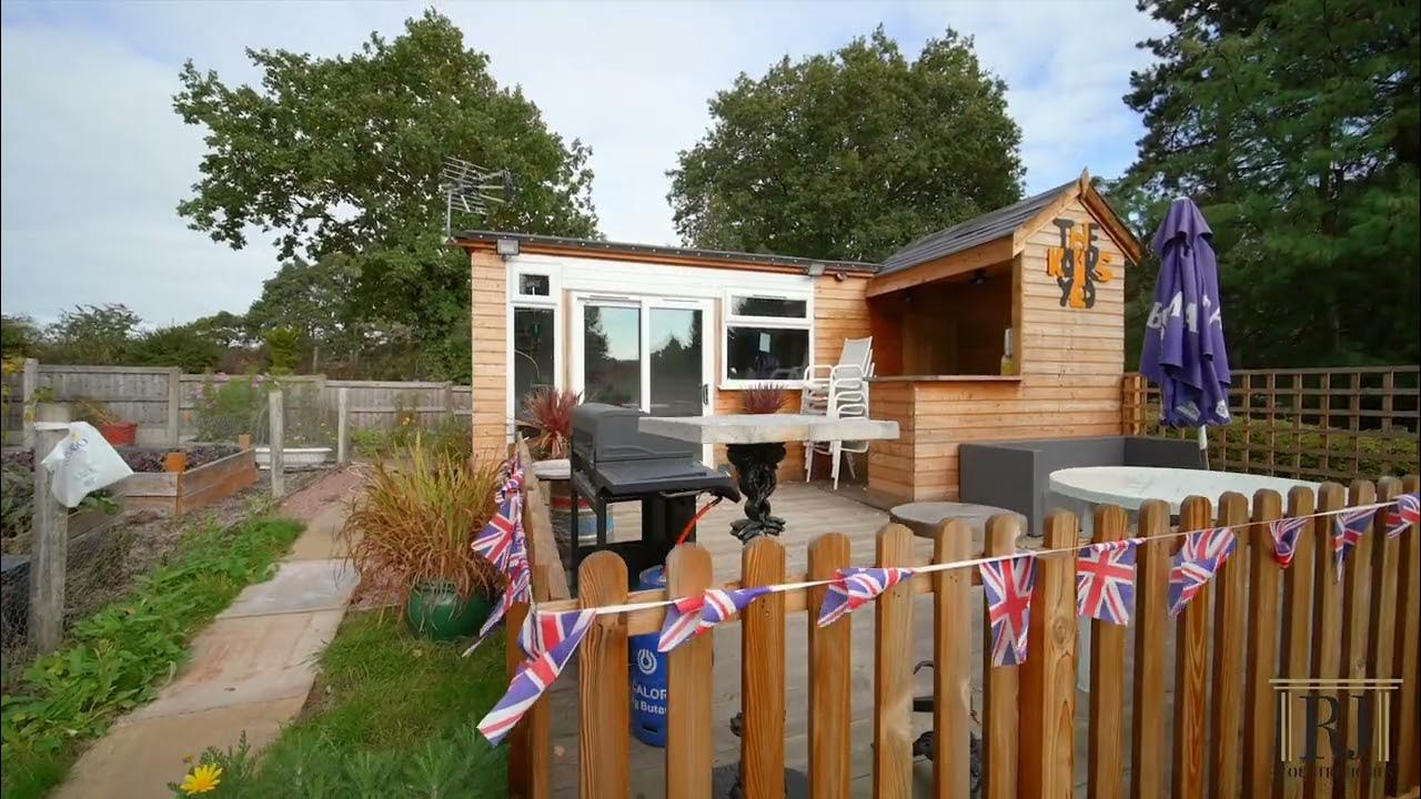 Oakvale, Hobro Lane, Wolverley, DY11 5SX YouTube