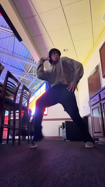 Swimming Pools (DANCE) #swimmingpools #lloyd #augustalsina #yvnghomie