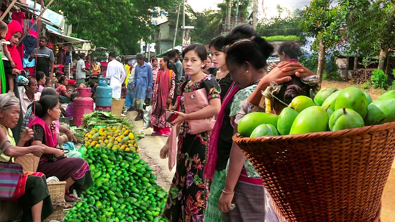 ভিন্ন স্বাদের পাহাড়ি আমের বেচাকেনা বান্দরবানে || Panorama Haat Bazar