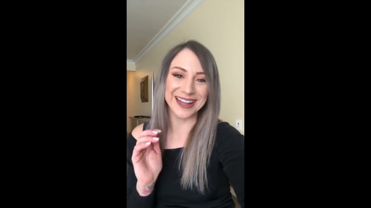 JEN LEDGER Instagram Live presentando MY ARMS