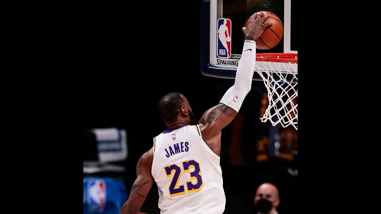 LeBron James 720 Dunk