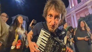 Traditional folk song and dance from France FLOAT 2 GAZA
