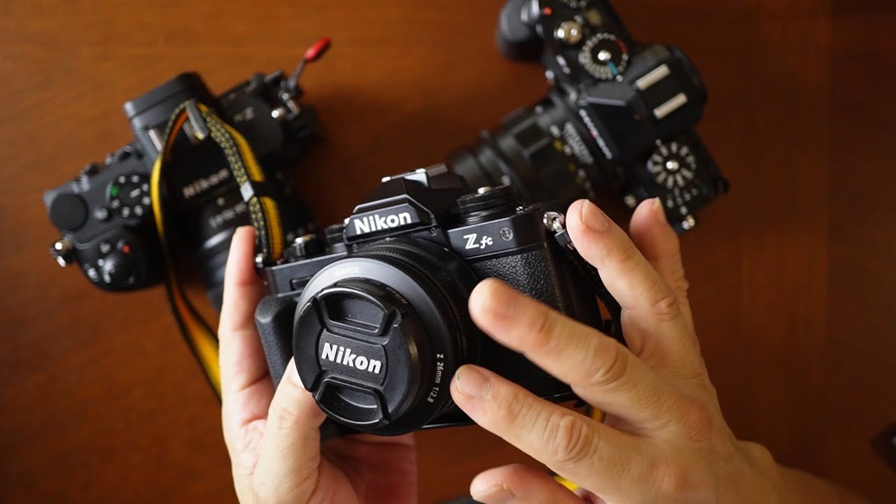 Nikonのカメラを目の前にして目的なく雑談 - YouTube