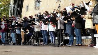 04. CADENA LARRAIN DANTZA, La Era cantada autor de las palabras Mikel Taberna