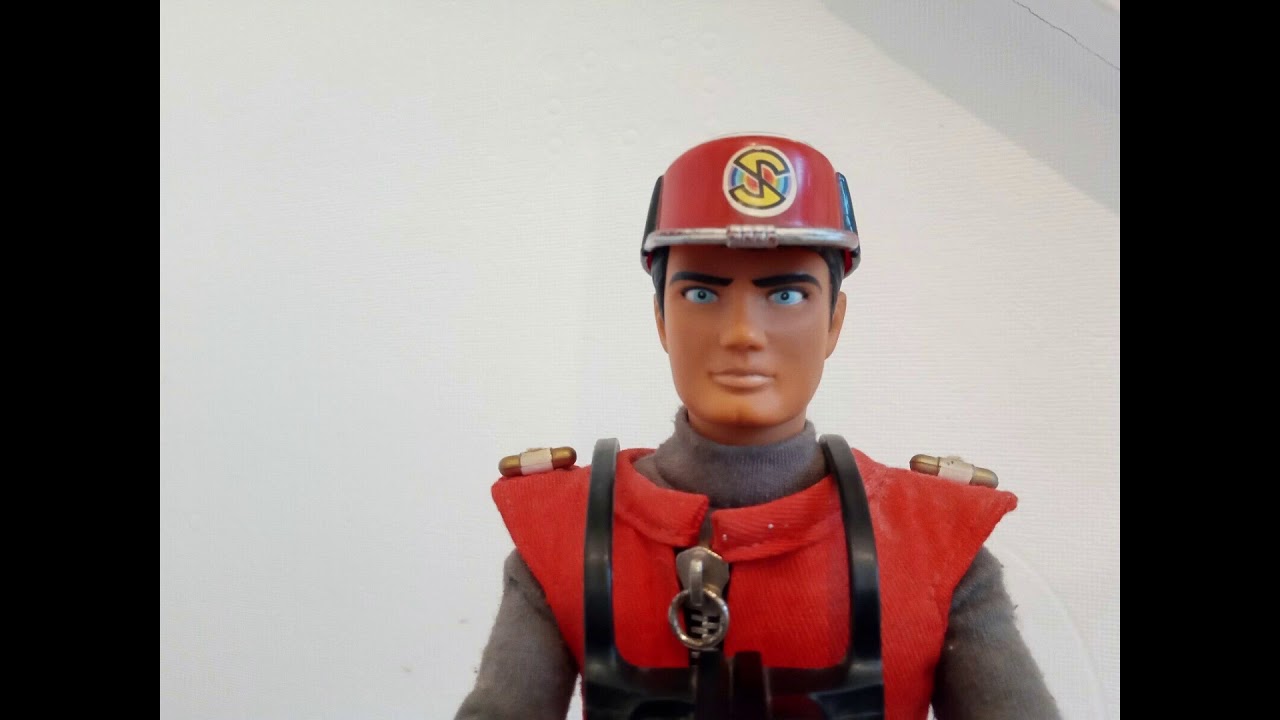 ***SOLD*** CAPTAIN SCARLET 12’’ Action Figure doll 30 Cm 1993 For