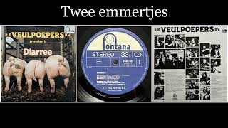 R.K. Veulpoepers B.V. - Diarree - 06 Twee emmertjes