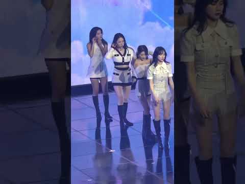 230108 우주소녀 꿈꾸는 마음으로 유연정 직캠 (우주소녀 팬 콘서트 중에서...)