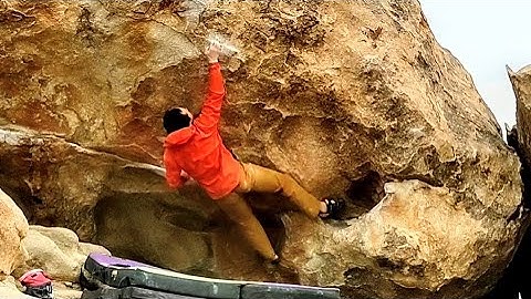Thin Lizzy (V8) - Joshua Tree Bouldering