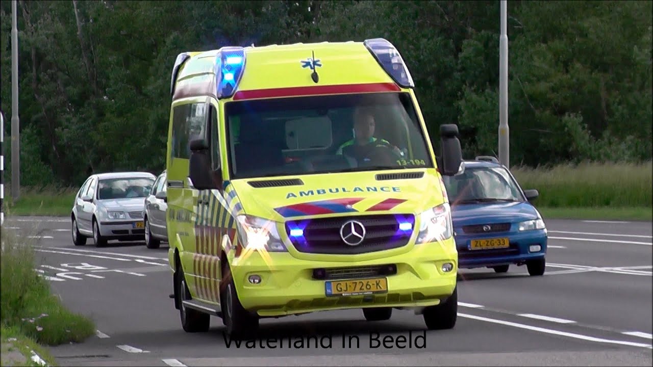 [PRIMEUR] A1 AMBULANCE 13-194 MET SPOED NAAR ZIEKENHUIS