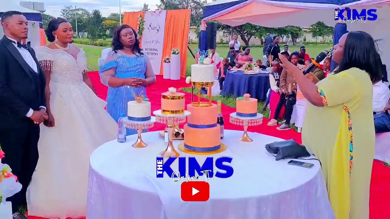 BEST ADVICE EVER FROM THE CAKE MATRON TO THE NEWLY WEDDED MAMA AFRICA AND STEVE ❤️❤️