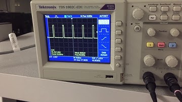 Analog Input Controlled Servo