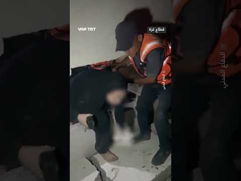 الدفاع المدني بغزة ينقذ 11 مصاباً بعد استهداف منزل بالشيخ رضوان