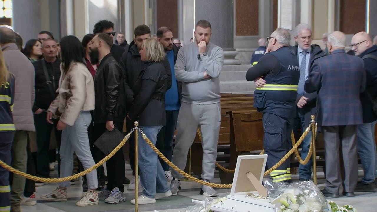 Nola, l'ultimo saluto al piccolo Domenico