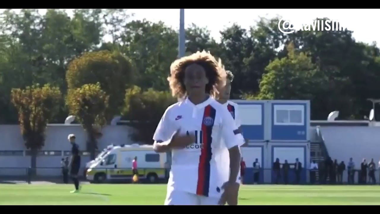 Messi Xavi Simons - La Masia director: 'Xavi Simons left for the money