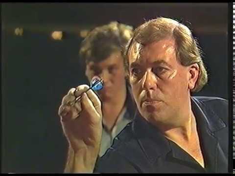 Darts World Matchplay 1984 John Lowe Leg 9 - YouTube