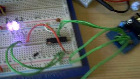 3 LED chaser with PIC16F628