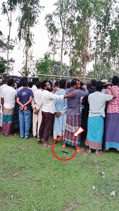 Where is the mobile phone 🤣😂 #crazypranks #funny #epicfunny