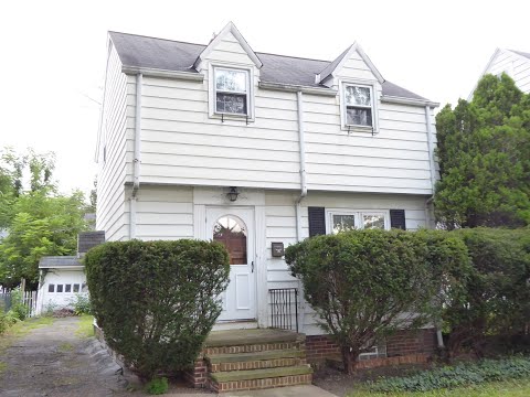 17609 Glenshire Avenue, Cleveland, OH home video tour