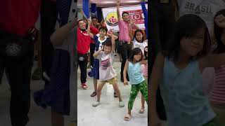 giving smiles to the fire victims #tsongcris #dance Wealth