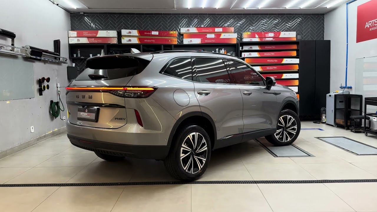 Haval H6 PHEV19 - chrome delete e personalização + subwoofer películas e LED interno