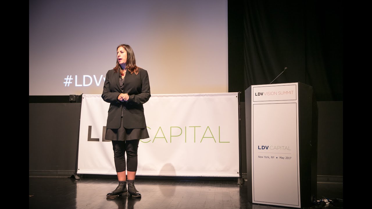Nonny de la Peña: Godmother of VR Delivers Immersive Journalism to Tell ...