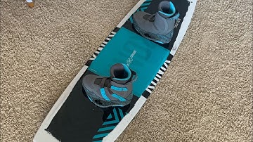 Ronix district unboxing and overview with Supreme boots