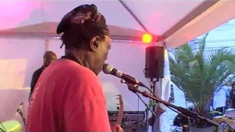 WALLY WARNING-NO MONKEY.m4v