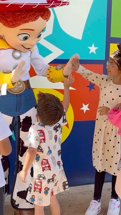 Meet & Greet Toy Story with Jessie #disney #cartoon #pixar #shortsfeed  #disneyland #paris #kids